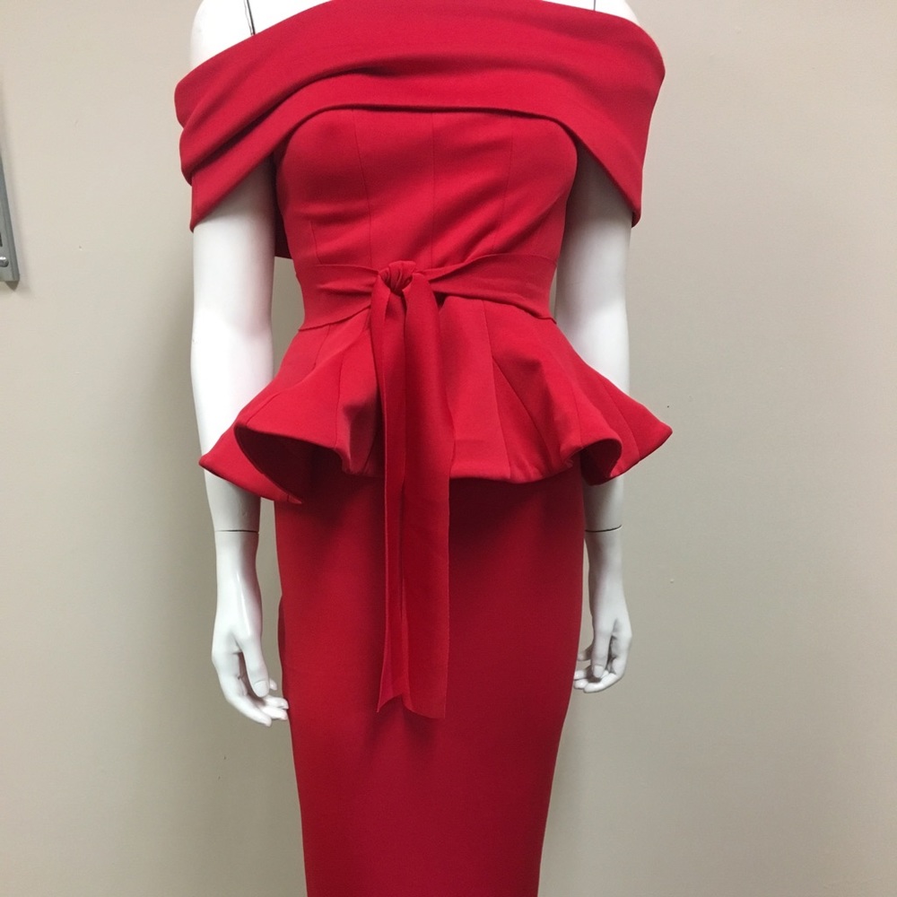 Elegant NWT Two Piece Red Gracia Set